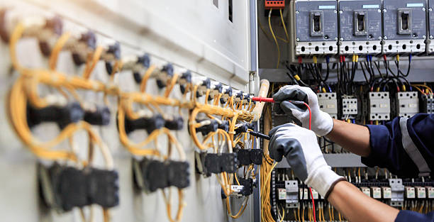 Professional Electrician technician working in Richton, MS